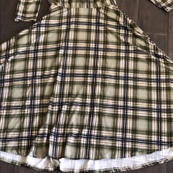 Agnes&Dora Midi Dress With Pockets - Picture 5 of 5